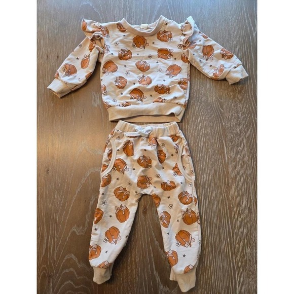 Boutique Plus Other - Boutique baby girl outfit 18 mos
